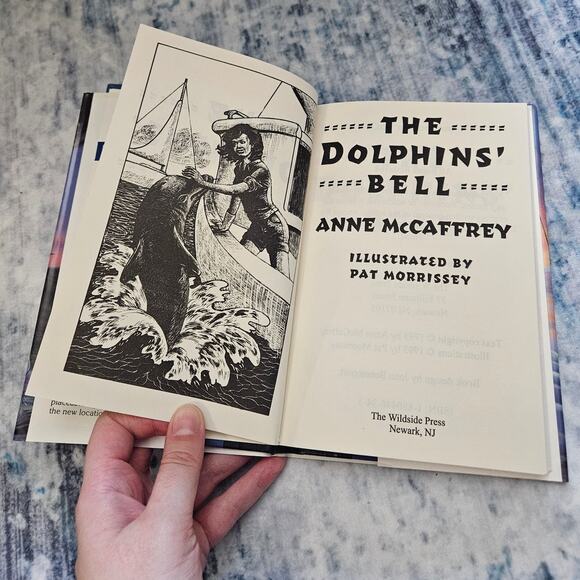 The Dolphin's Bell by Anne McCaffrey ~ 1993 Vintage 1st Edition Hardcover - Picture 10 of 14